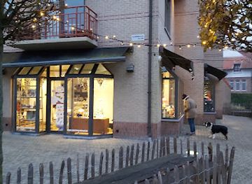 belgium/de-haan/shop/spazio-weekend