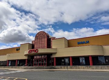 new-jersey/jersey-shore/shop/monmouth-mall