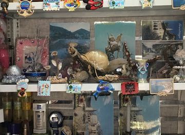 albania/luma/shop/handmade-souvenirs-shop