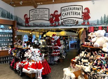 finland/rovaniemi/shop/christmas-house-shopping