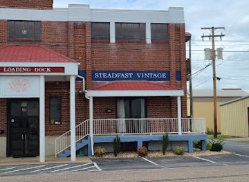 virginia/skyline-drive/shop/steadfast-vintage