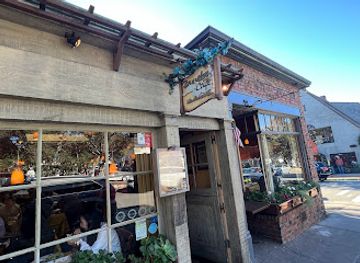 california/carmel-by-the-sea/shop/carmel-bay-company