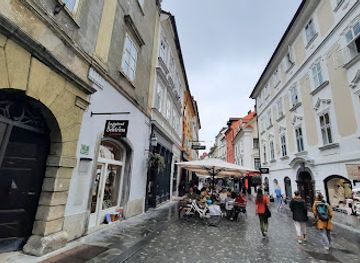 slovenia/upper-carniola/shop/gud-shop