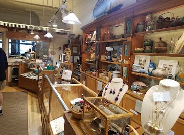 michigan/mackinac-island/shop/urvana-s