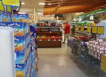 cyprus/coral-bay/shop/philippos-supermarket