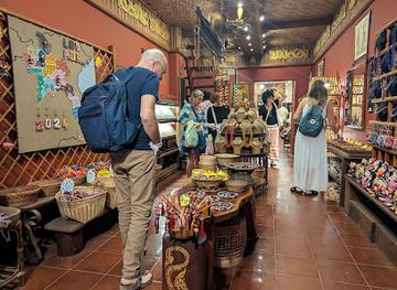 laos/central-laos/shop/naga-creations-art-jewelry