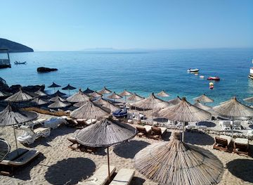 albania/dhermi-region/shop/toneda-dhermi-albania