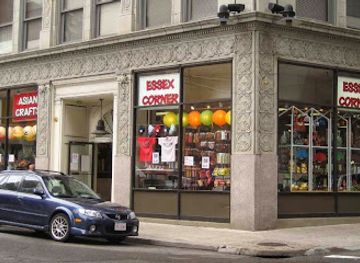 massachusetts/boston/downtown/shop/essex-corner