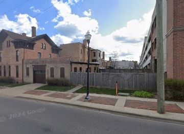 illinois/waukegan/shop/full-circle-clothing