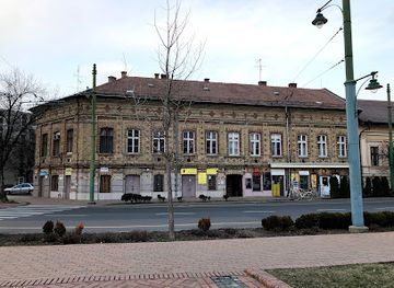 hungary/szeged/szent-istvan-ter/shop/noi-kalapos-es-rovidaru-fehernemu-bolt