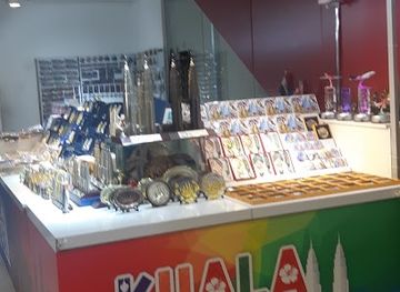 malaysia/peninsular-malaysia/shop/malaysia-souvenir