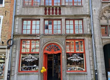belgium/bruges-coast/shop/the-wandering-wizard-emporium-bruges