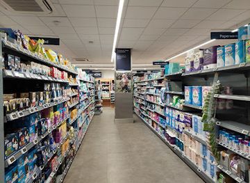 jersey/plemont-bay/shop/co-op-locale-st-brelade