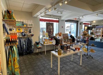 california/santa-barbara/downtown-santa-barbara/shop/santa-barbara-museum-of-art-store