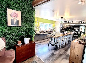 montana/flathead-lake/shop/the-good-stuff-botanicals