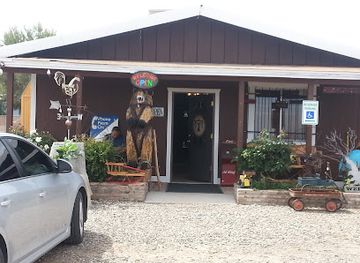 arizona/verde-valley/shop/traders-corner