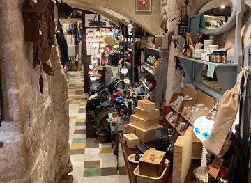 malta/victoria-lines/shop/cekcik