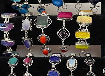 massachusetts/worcester/shop/addison-s-attic