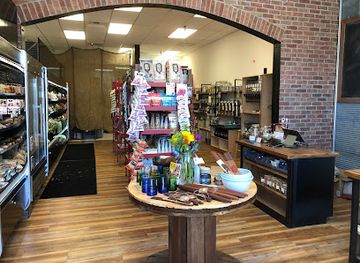 montana/whitefish/shop/the-farmers-stand