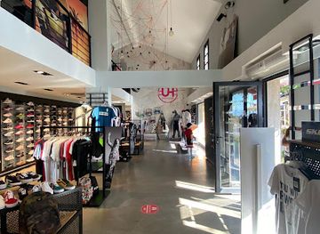 turkiye/cesme/shop/urban-hub