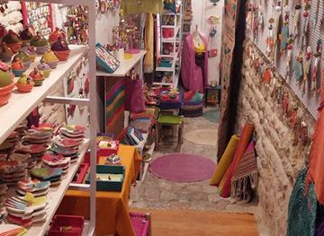 tunisia/tunis/shop/roumouz-lignes-couleurs