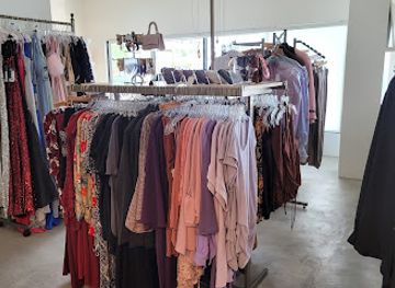 northern-mariana-islands/northern-islands/shop/pena-house-boutique-and-salon