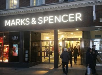 united-kingdom/windsor/shop/marks-and-spencer