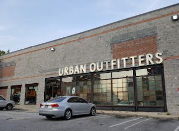 maryland/towson/shop/urban-outfitters
