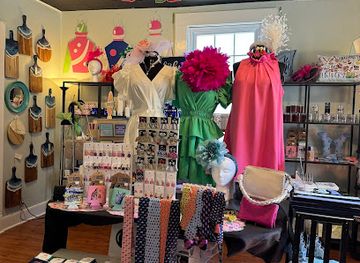 kentucky/louisville/shop/the-prickly-pear-boutique