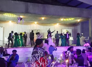 zimbabwe/matobo-national-park/shop/mthwakazi-shops