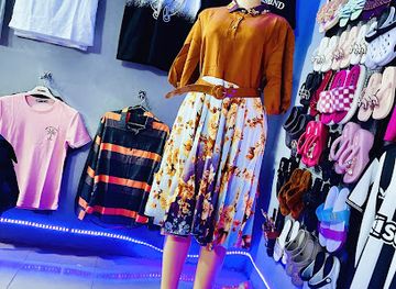 tanzania/usambara-mountains/shop/top-in-town-outfit