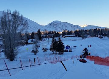 wyoming/snow-king-mountain-resort/shop/king-tubes-snow-tubing-at-snow-king-mountain