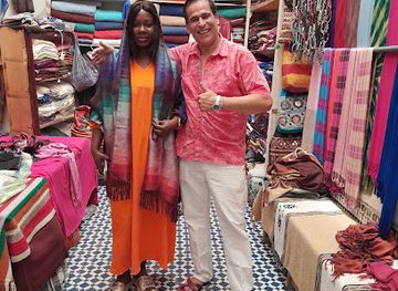 morocco/fes/fes-el-bali/shop/unic-scarf-in-the-world