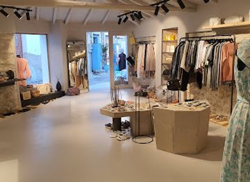 greece/skiathos/shop/koukounari-greek-fashion