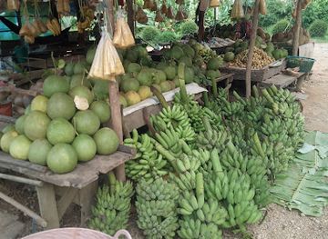 thailand/sai-yok-national-park/shop/fruit-seasonal-store