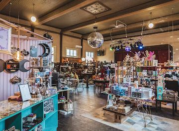 finland/kanta-hame/shop/tarotpuoti-hameenlinna