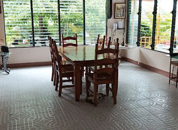 haiti/nippes/shop/chant-u-store-more