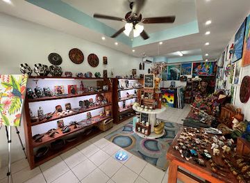 belize/san-pedro/san-pedro-town/shop/meliza-s-art-and-soul-main-street-san-pedro