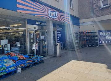 united-kingdom/midlothian/shop/b-m-store