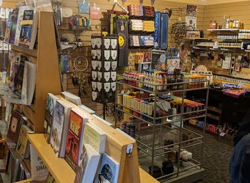 washington/everett/shop/vision-quest-bookstore-wellness-center