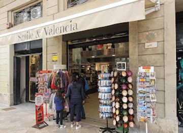 spain/valencian-community/shop/souvenirs-reina