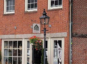 massachusetts/newburyport/shop/green-plum-vintage-goods