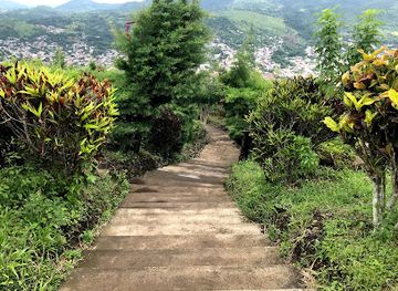 Mirador Calvary