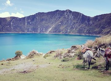 ecuador/quilotoa-crater-lake/shop/la-laguna-quilotoa