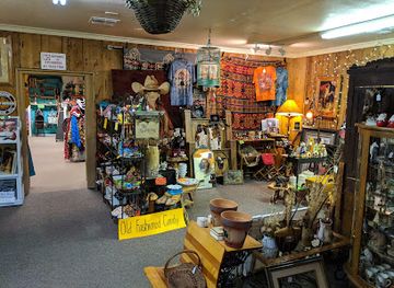arizona/white-mountains/shop/serendipity-a-unique-boutique