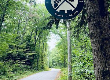 maine/oxford-county/shop/mountainess-studio-and-garden