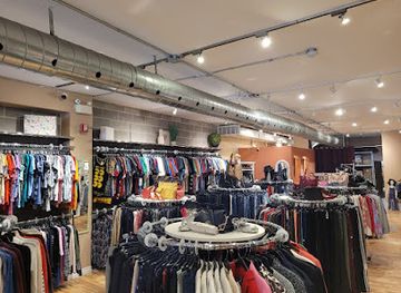 canada/kingston-and-the-islands/shop/ygk-thrift