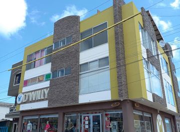 ecuador/puerto-baquerizo-moreno/shop/footwear-willy