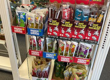 iowa/corn-belt/shop/b-s-corner-trading-post