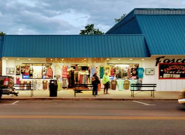 ohio/geneva-on-the-lake/shop/summer-hut